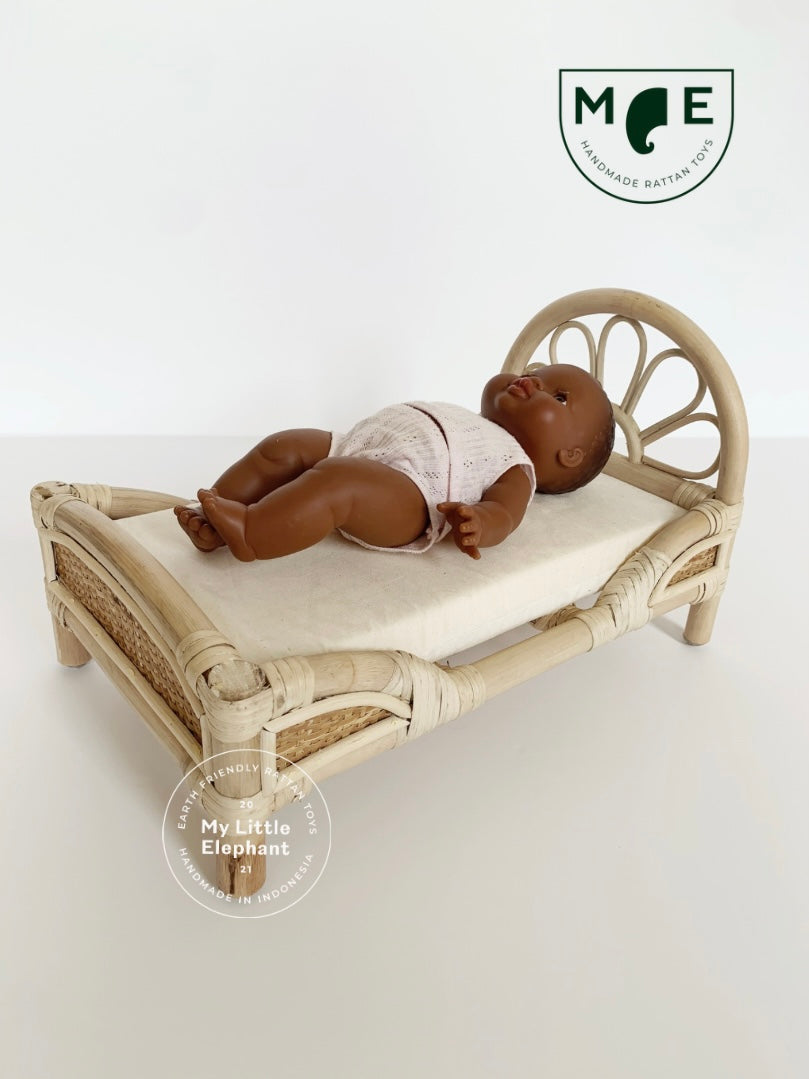 My doll’s bed – poppenbedje met matrasje